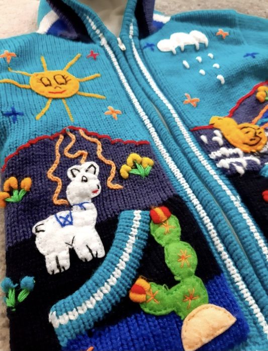 Piękna wyszywana wełniana kurteczka dziecięca unikatowa gruba ciepła