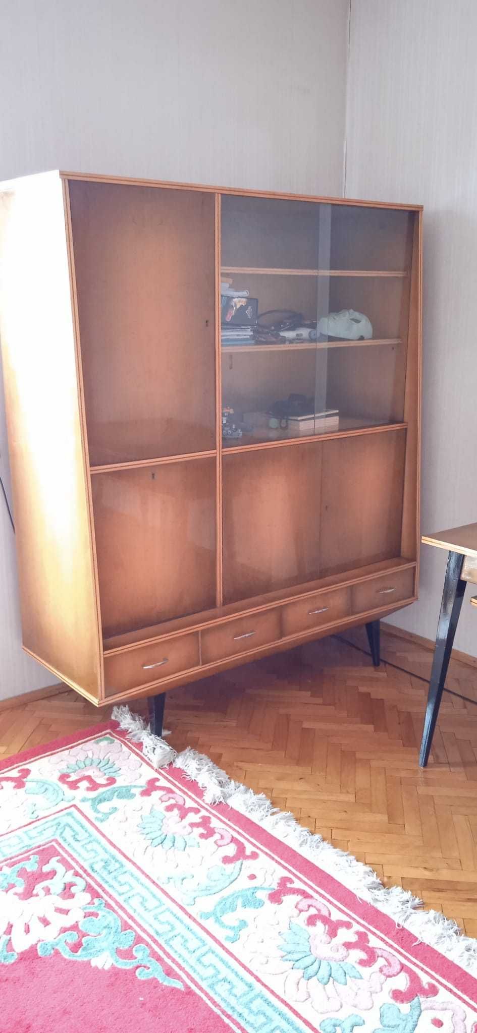 Meble PRL, witryna, meblościanka