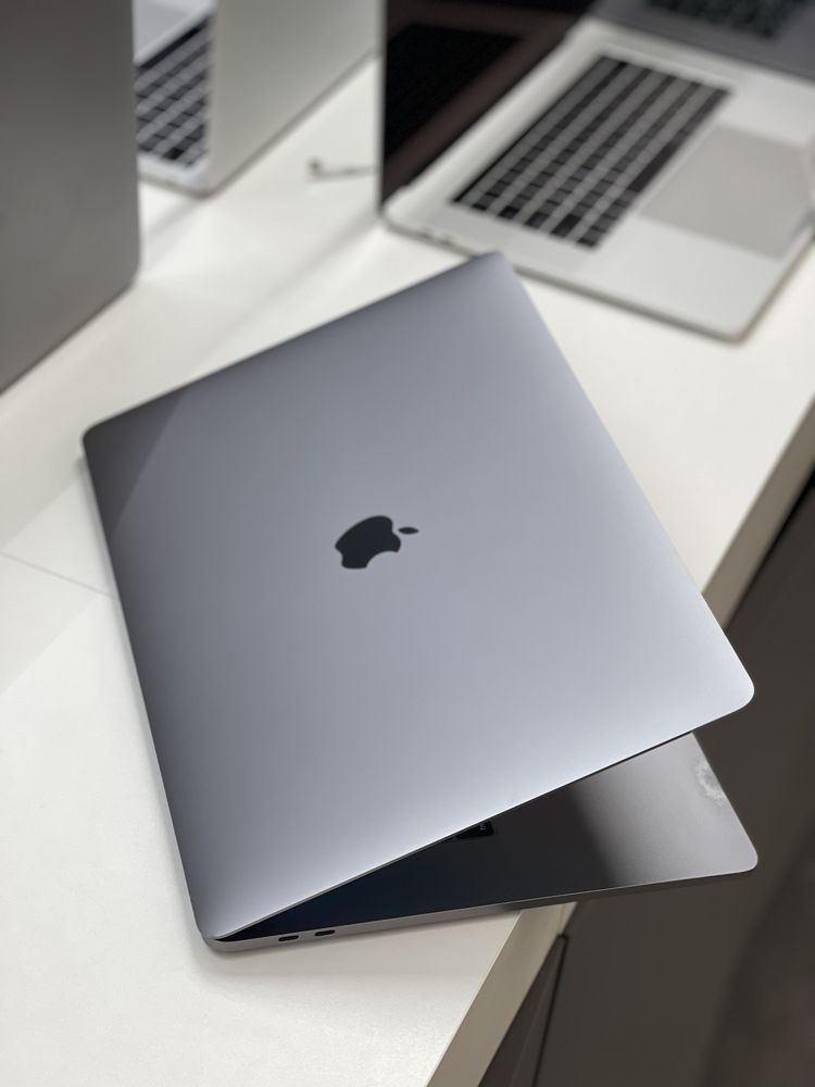 MacBook Pro 15.4’’ 2019 і9 32GB|1TB+4GB • ГАРАНТІЯ＞Київ Олімпійський