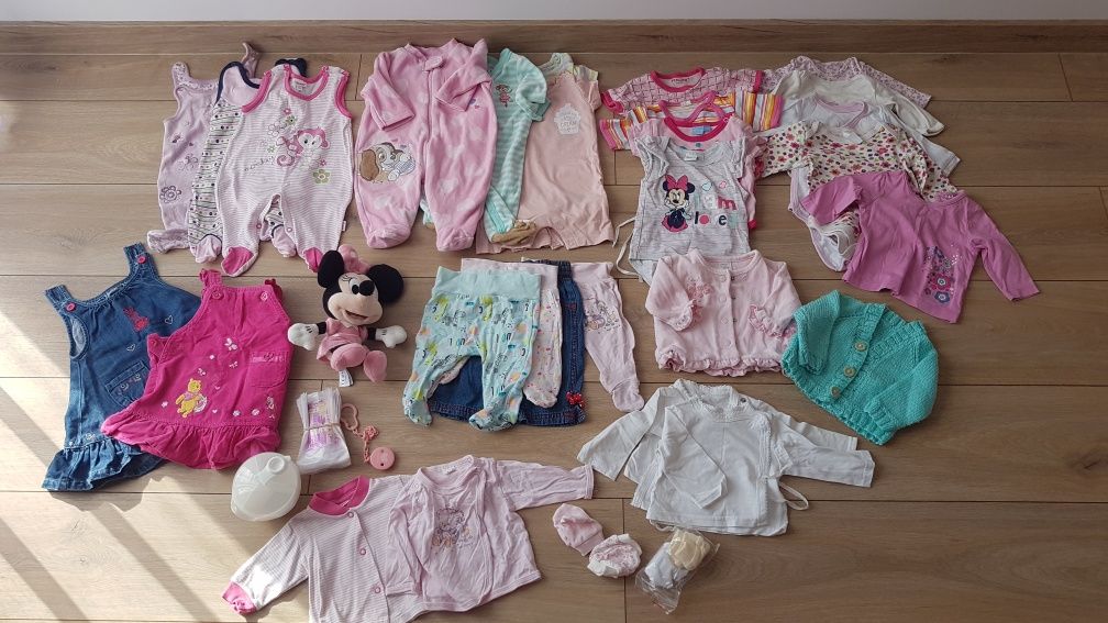Duży zestaw dla dziewczynki niemowlaka 56 rożek otulacz śpiworek