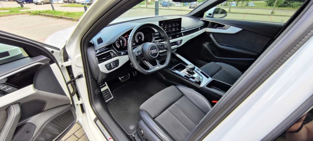 Audi A4      2020