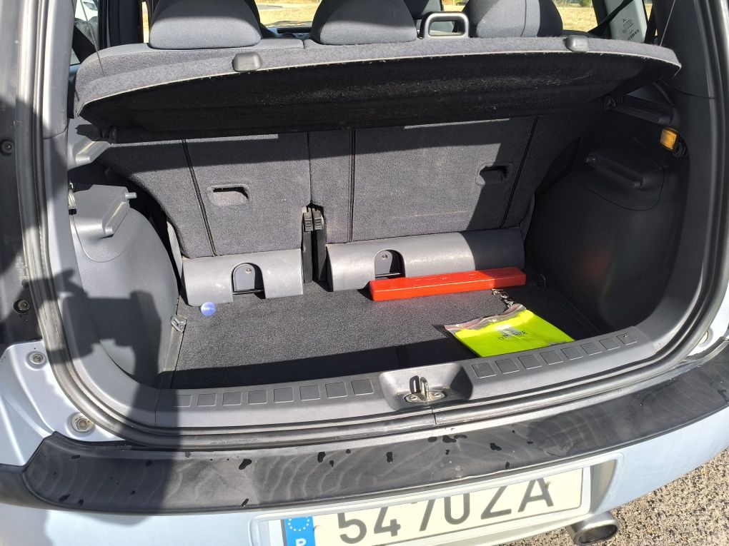 Mitsubishi Colt 1.1 Invite 75CV
