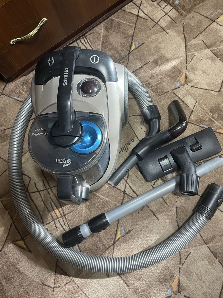 Пылесос Philips. В хорошем состоянии.