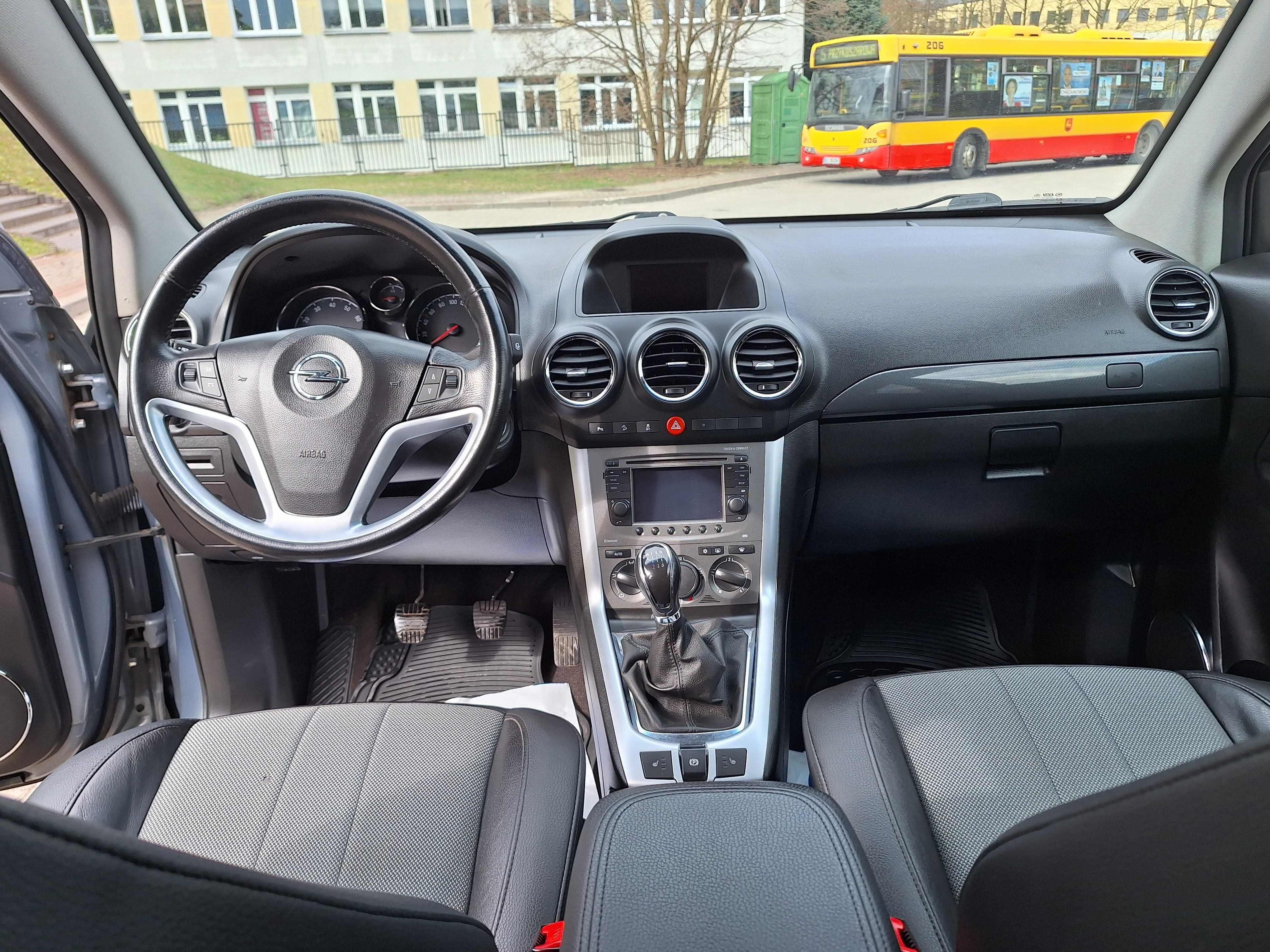 Opel Antara 2.4 benzyna Idealny Stan Pełny Serwis Zarejestrowana