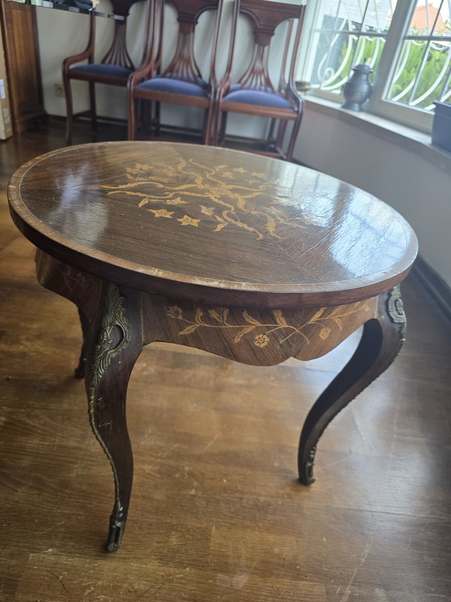 Vendo mesa de apoio antiga