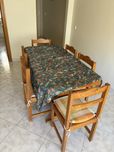 Conjunto mesa e 6 cadeiras madeira