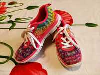 Фірмові,різнокольорові кросівки для дівчинки 33 р-Skechers