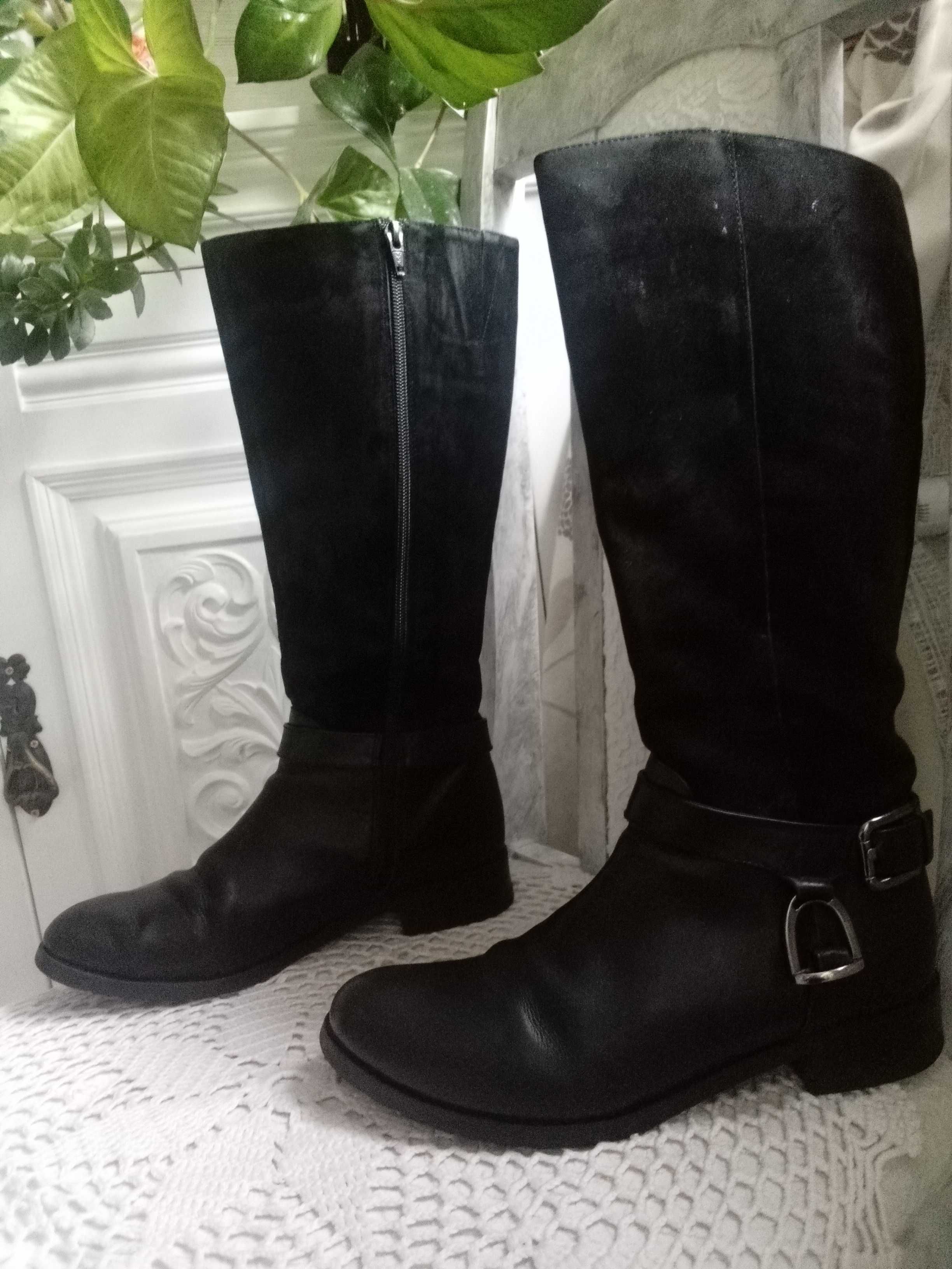 Skórzane buty zimowe damskie kozaki 37 czarne ocieplane zamszowe