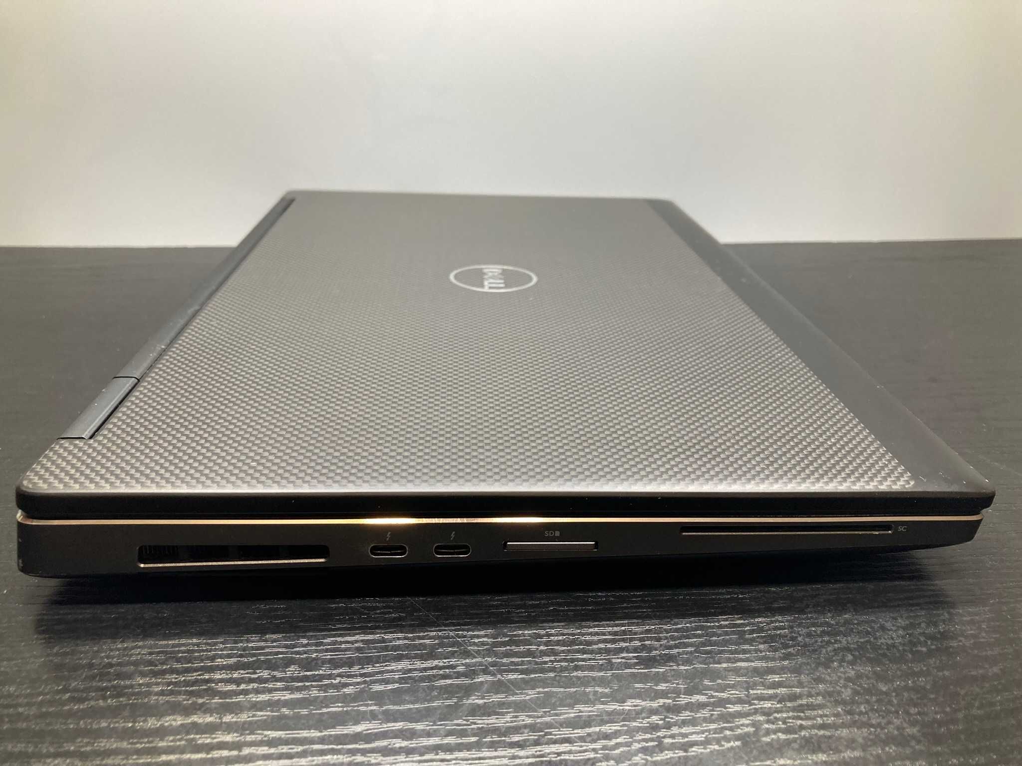 Ноутбук Dell Precision 7530 i7-8750H Tag: DBM5KR2