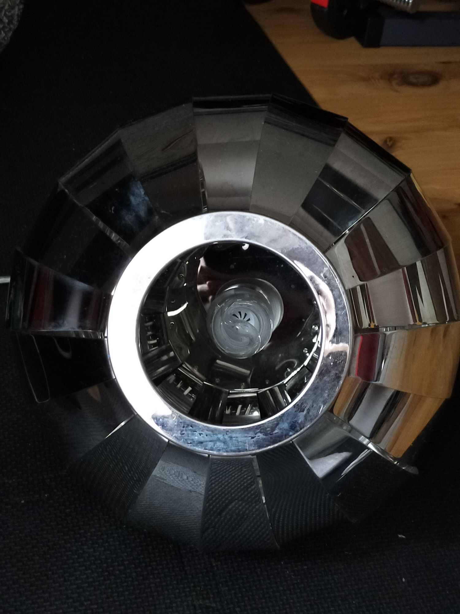 Lampa sufitowa podwieszana