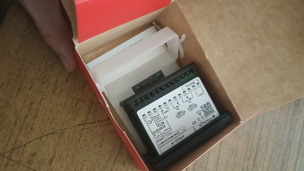 Продам терморегулятор Pixsys ATR121-B (230V) – новий