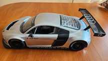 Audi R8 LMS 1:14 Rastar (zdalnie sterowane)