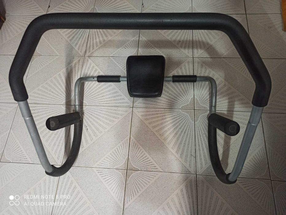 "Aparelho" Para fazer abdominais