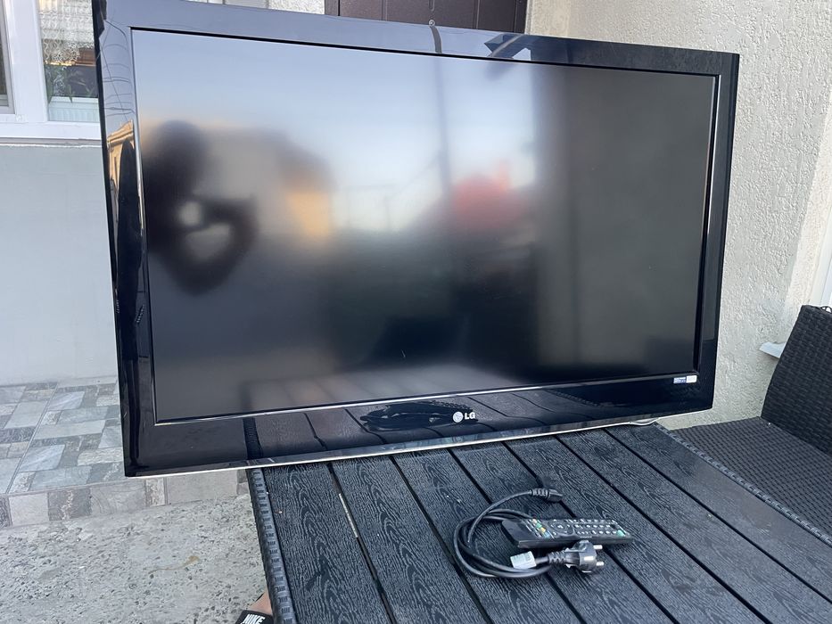 Телевизор Lg 42 LH 300