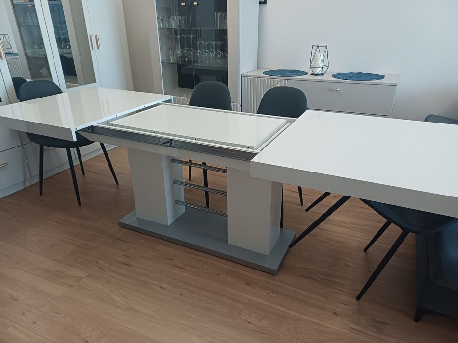 Stół rozkładany biały połysk