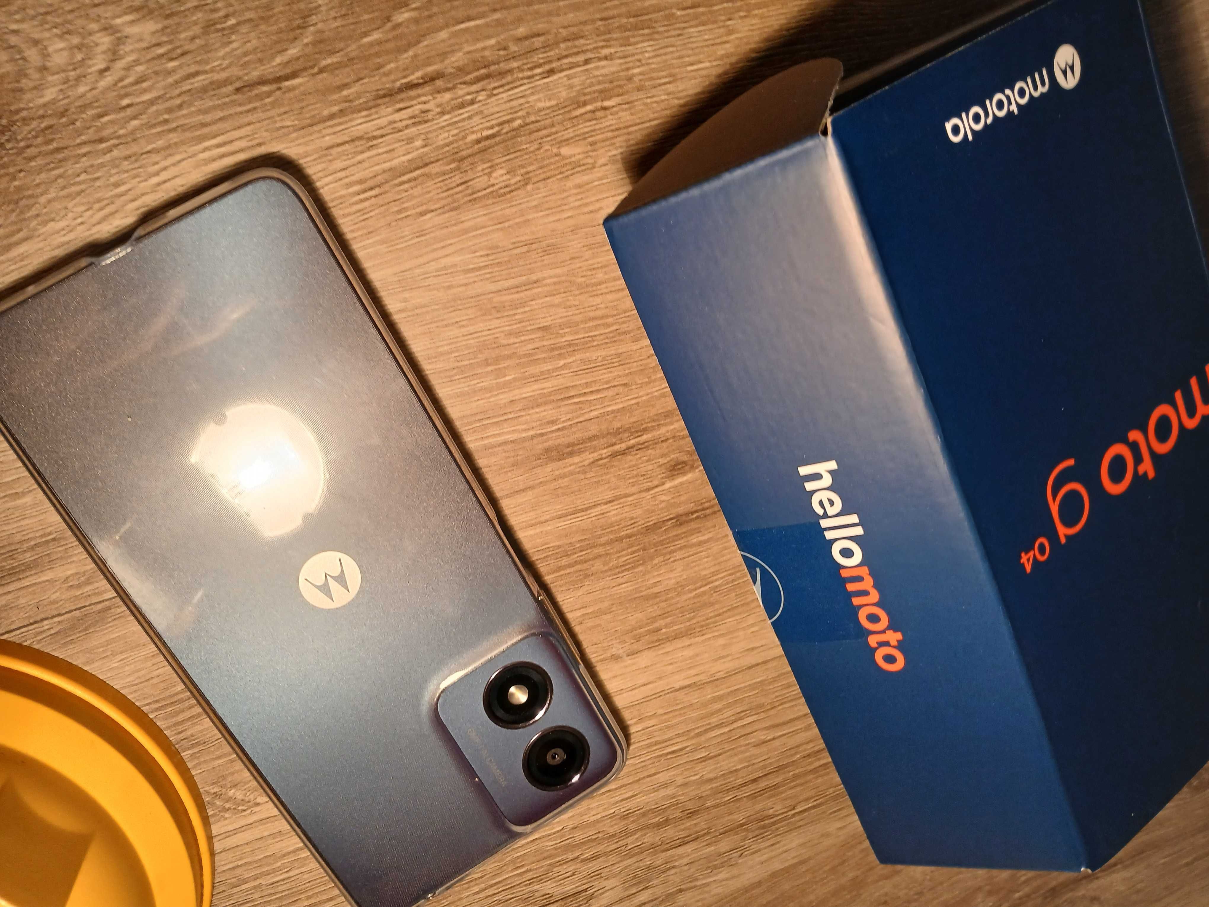 telefon Motorola g04