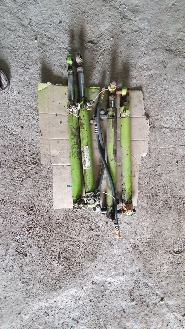 Боковина мотовила  клаас claas шківи варіатори циліндри підйому , вино