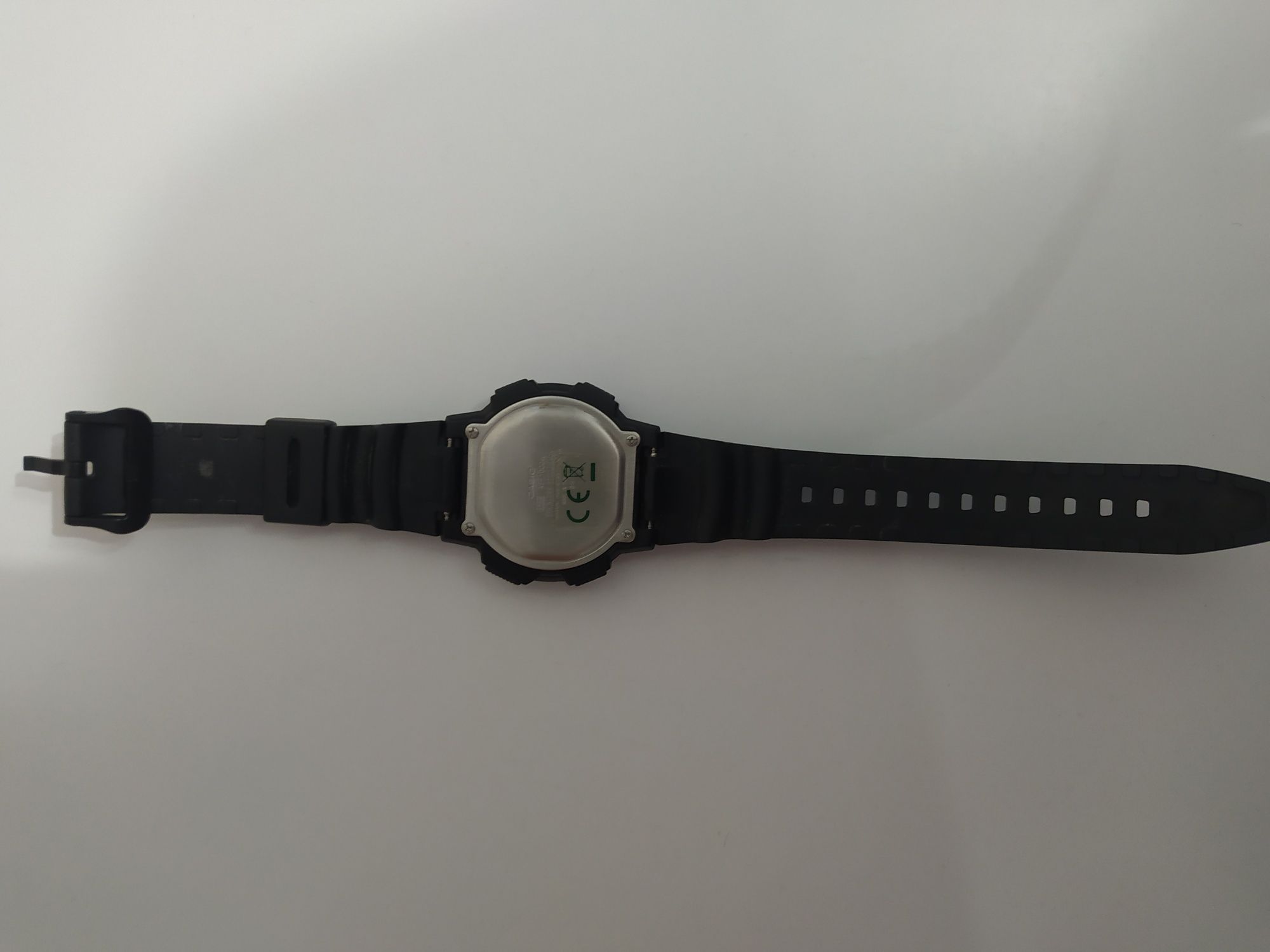 Чоловічий годинник Casio AE-1000W