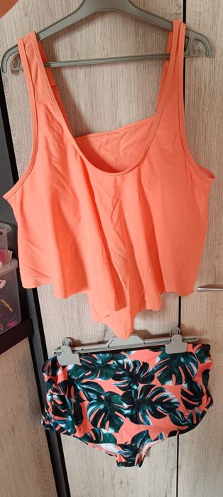 Nowy stroj kapielowy