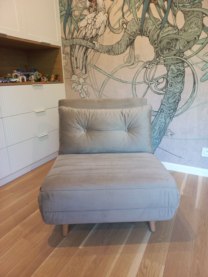 Fotel rozkładany Flic 77 cm . Kolor beżowy