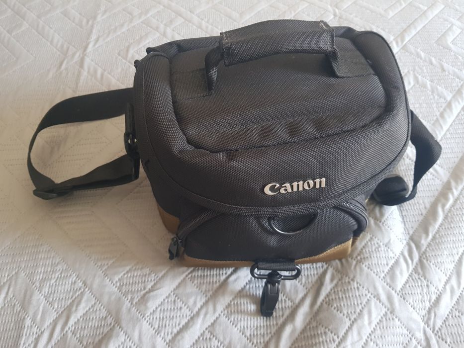 Máquina fotográfica Canon 1200D