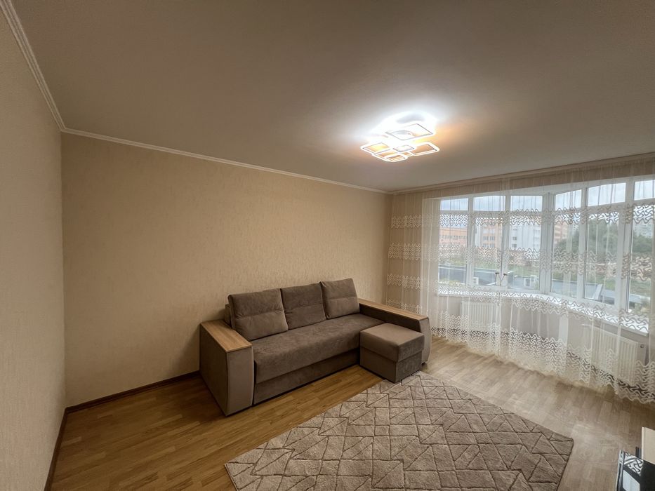 Оренда 2 кімнатної квартири на Поділлі .