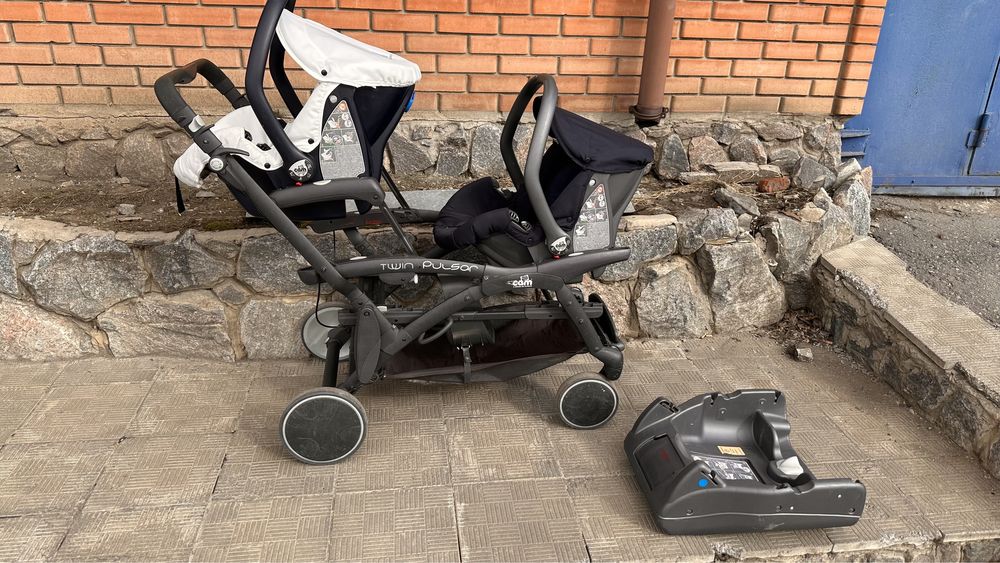 Продам клоляску для двійні Cam Twin Pulsar3/1