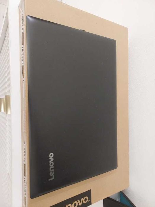 Ноутбук Lenovo IdeaPad 320-15IKB, Intel i5-8250U, 12Gb, SSD 120G, 15.6