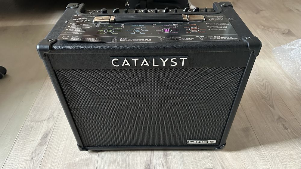 Wzmacniacza gitarowy Line6 Catalyst 60, footswitch, pokrowiec