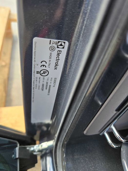 JANKI, ul. Wspólna 6 Lodówka Haier HTR5719ENPT