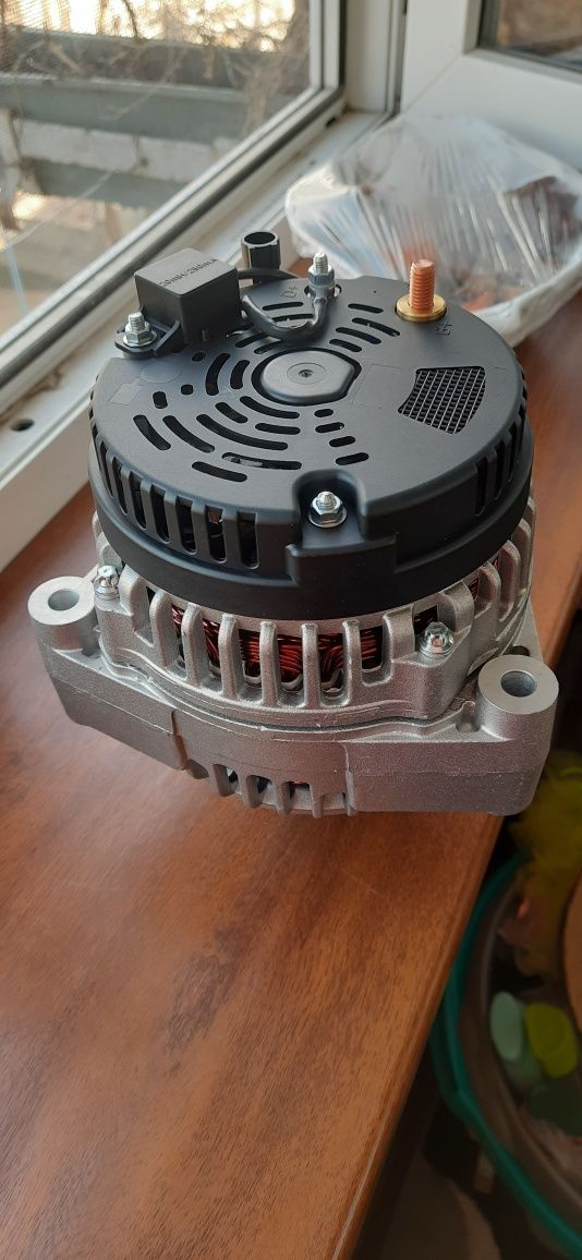 Генератор MAHLE MG 30 14 v/150 A