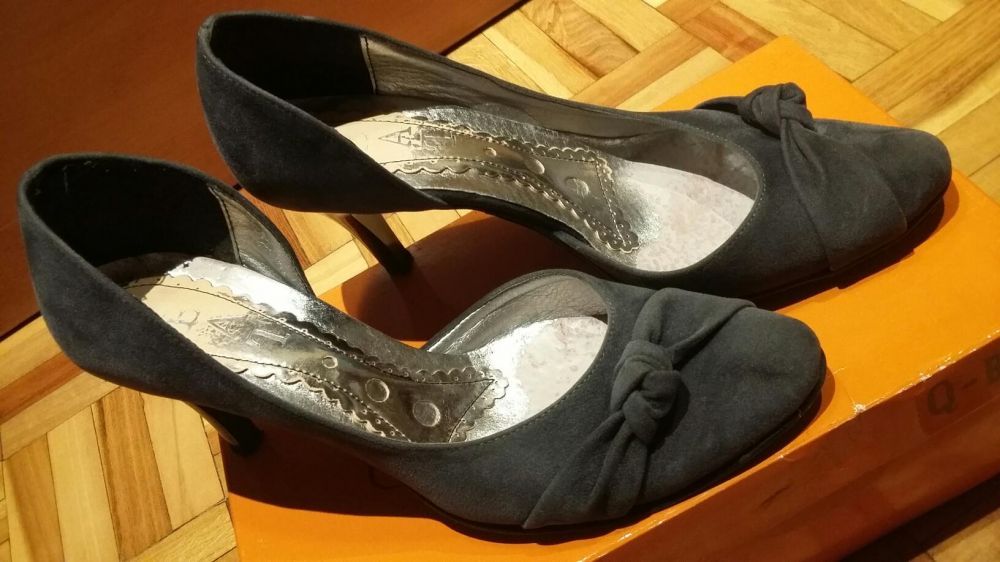 Buty zamszowe mało używane