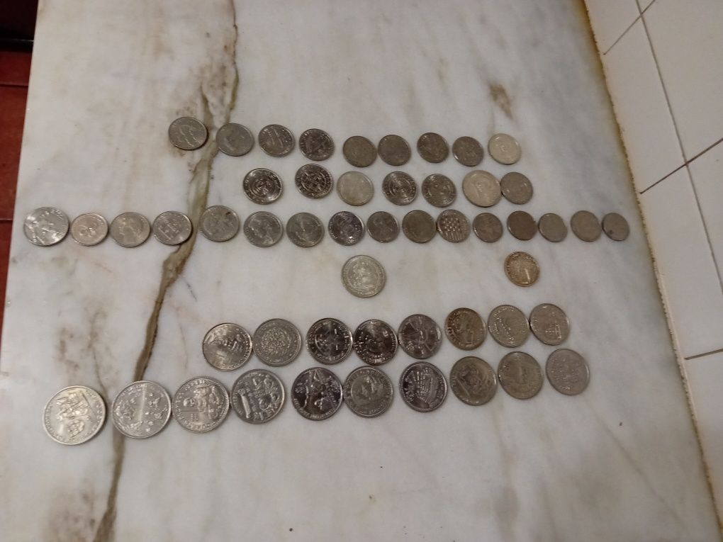 Conjunto de 52 Moedas Comemorativas