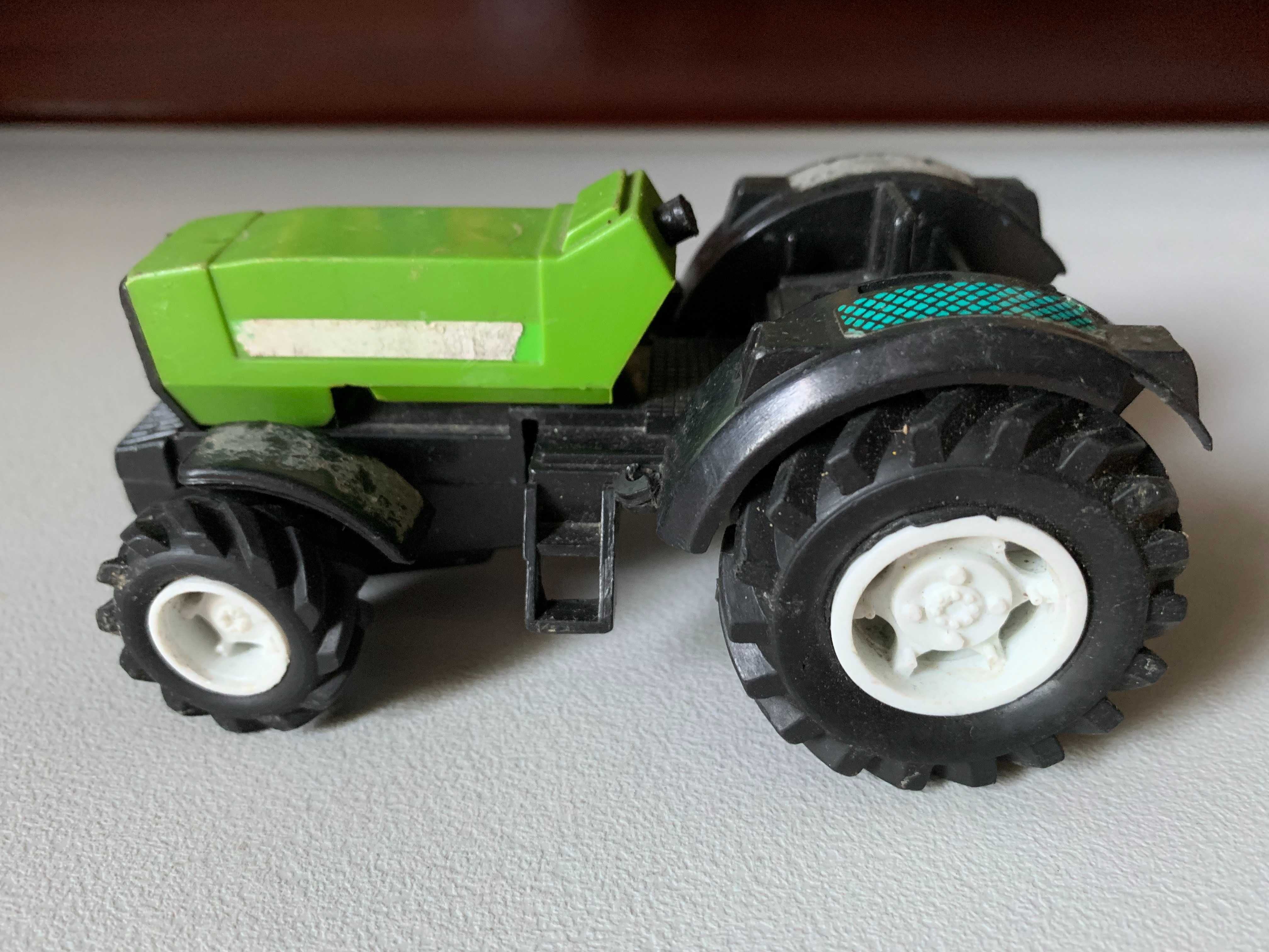Brinquedo Trator
