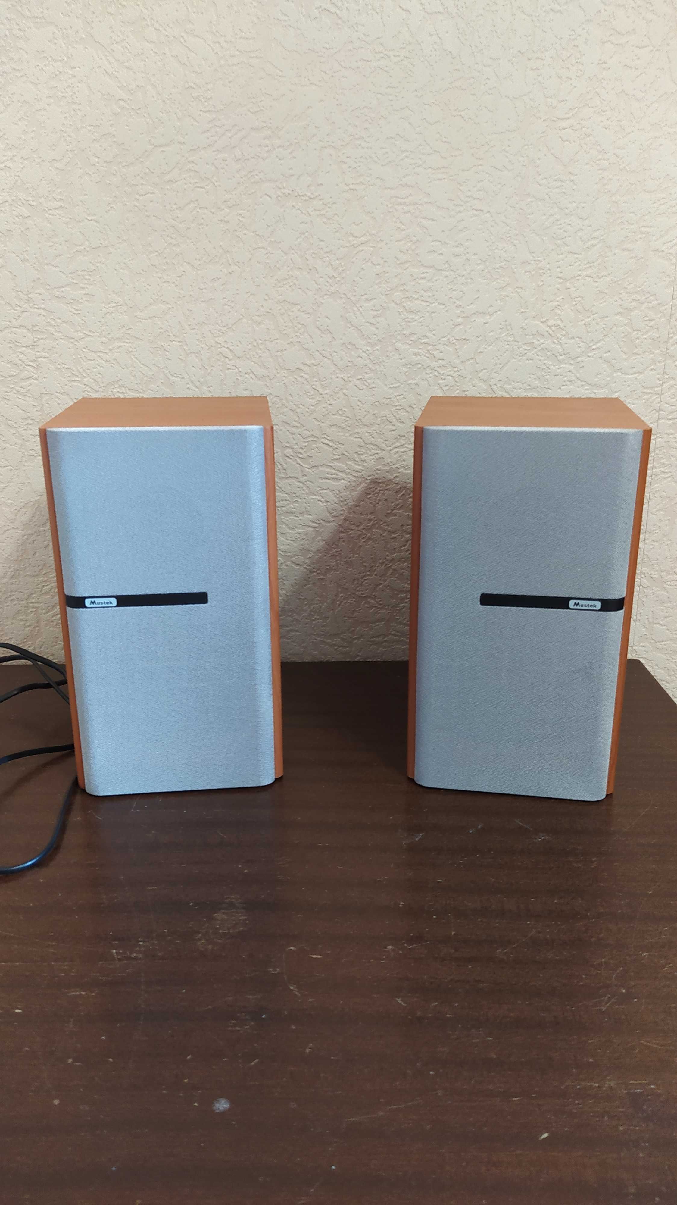 Mustek SM-210 Bright Wood
