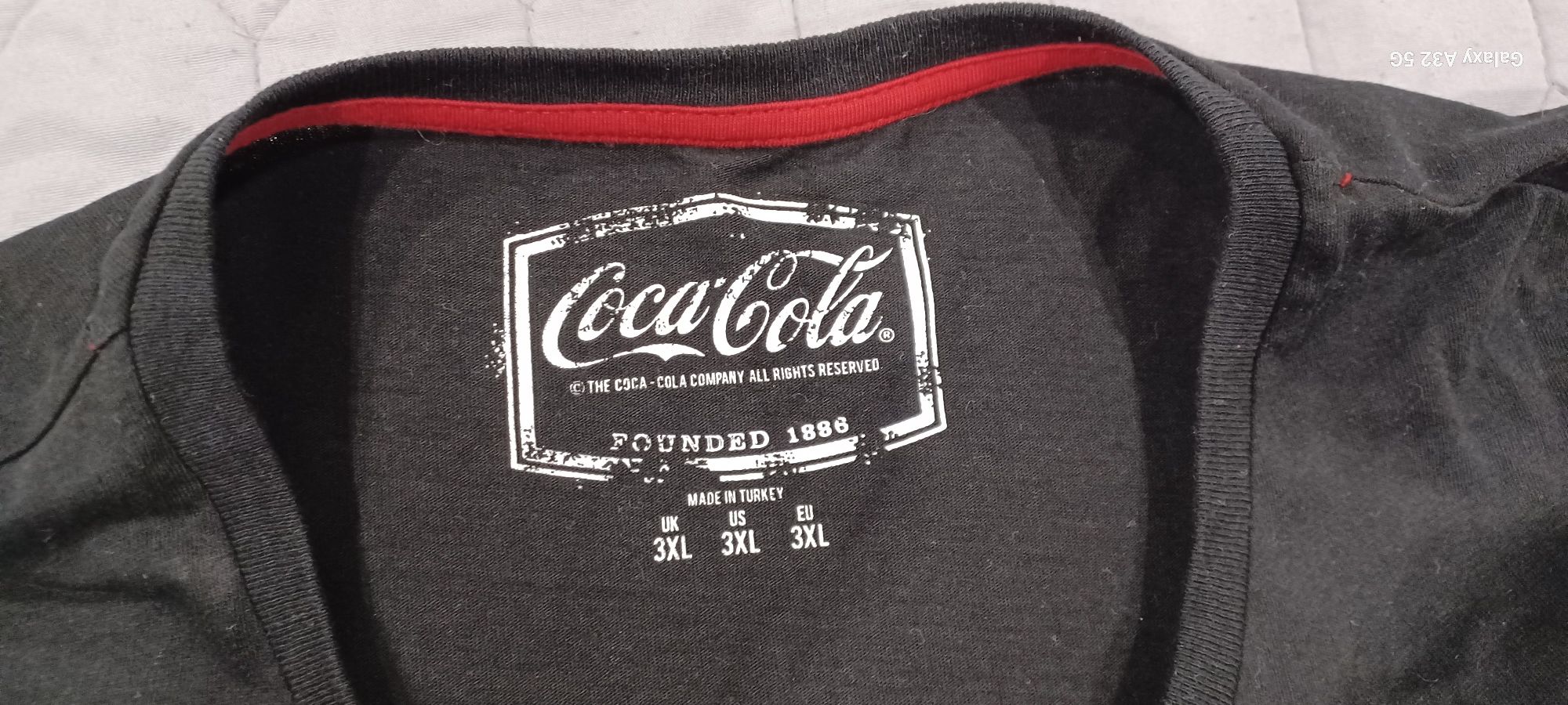 Koszulka F&F Coca-Cola.