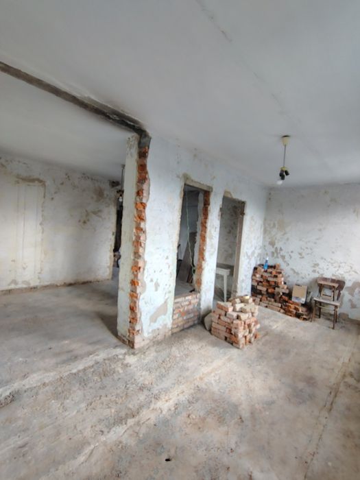 Продається 3-кімнатна квартира площею 55 м² з додатковими перевагами