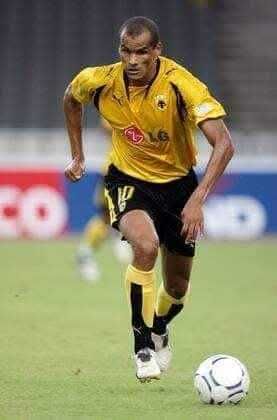 camisola AEK Atenas Rivaldo