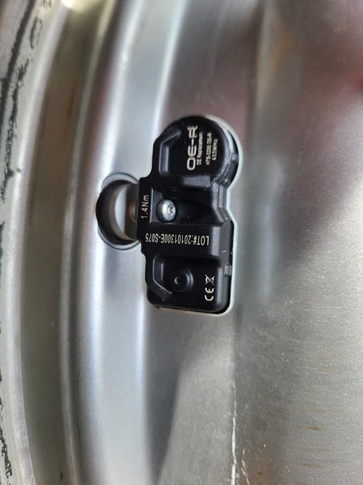[648] Felgi aluminiowe 17 Cali 5x112 ET52 7,5Jx17H2 BMW +Czujniki