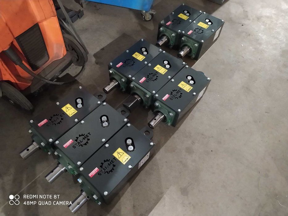 WIERTNICA hydrauliczna Dołownik WOM TRAKTOR KOPARKA ładowarka PRODUCEN