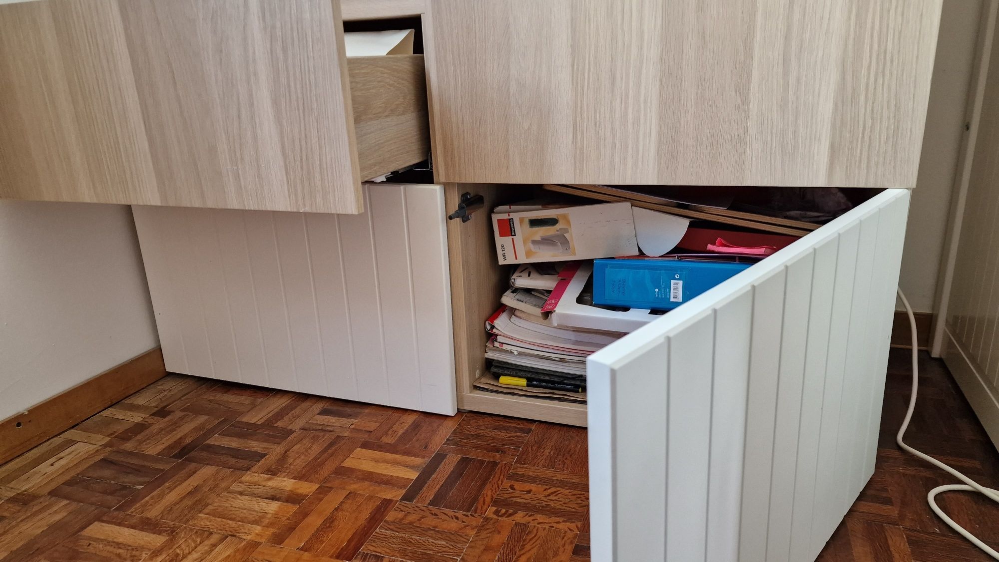 Estrutura de portas e gavetas IKEA Malm