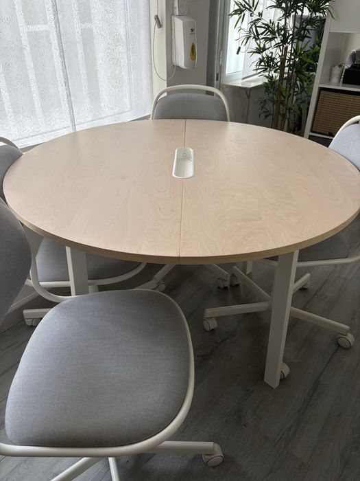 Vendo mesa MITTZON IKEA e 4 Cadeiras