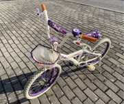 Bicicleta de criança/ pré-adolescência