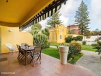 Apartamento T3+1 duplex em condomínio fechado, Oeiras