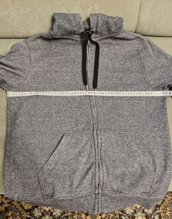 Спортивна кофта на блискавці Н&М