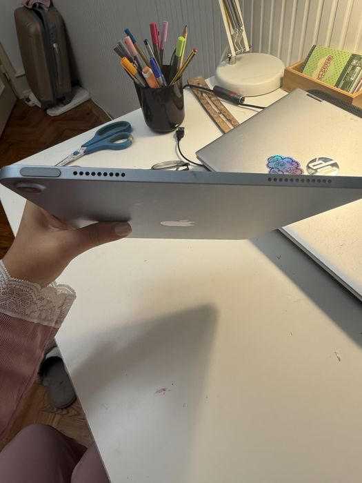 Ipad air 10°geração 2024(64gb)