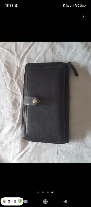 Carteira grande de senhora preta