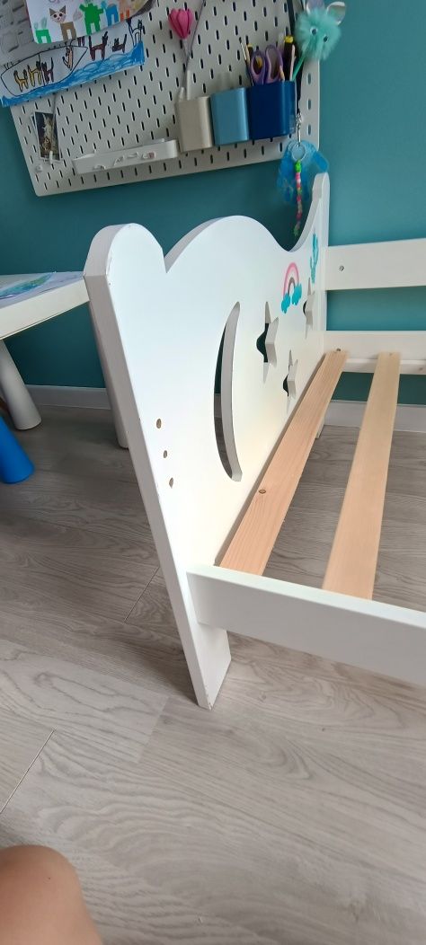 Łóżko dziecięce oraz materac 160x80