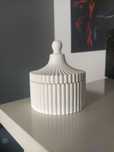 Frasco/ pote guarda jóias branco cerâmico