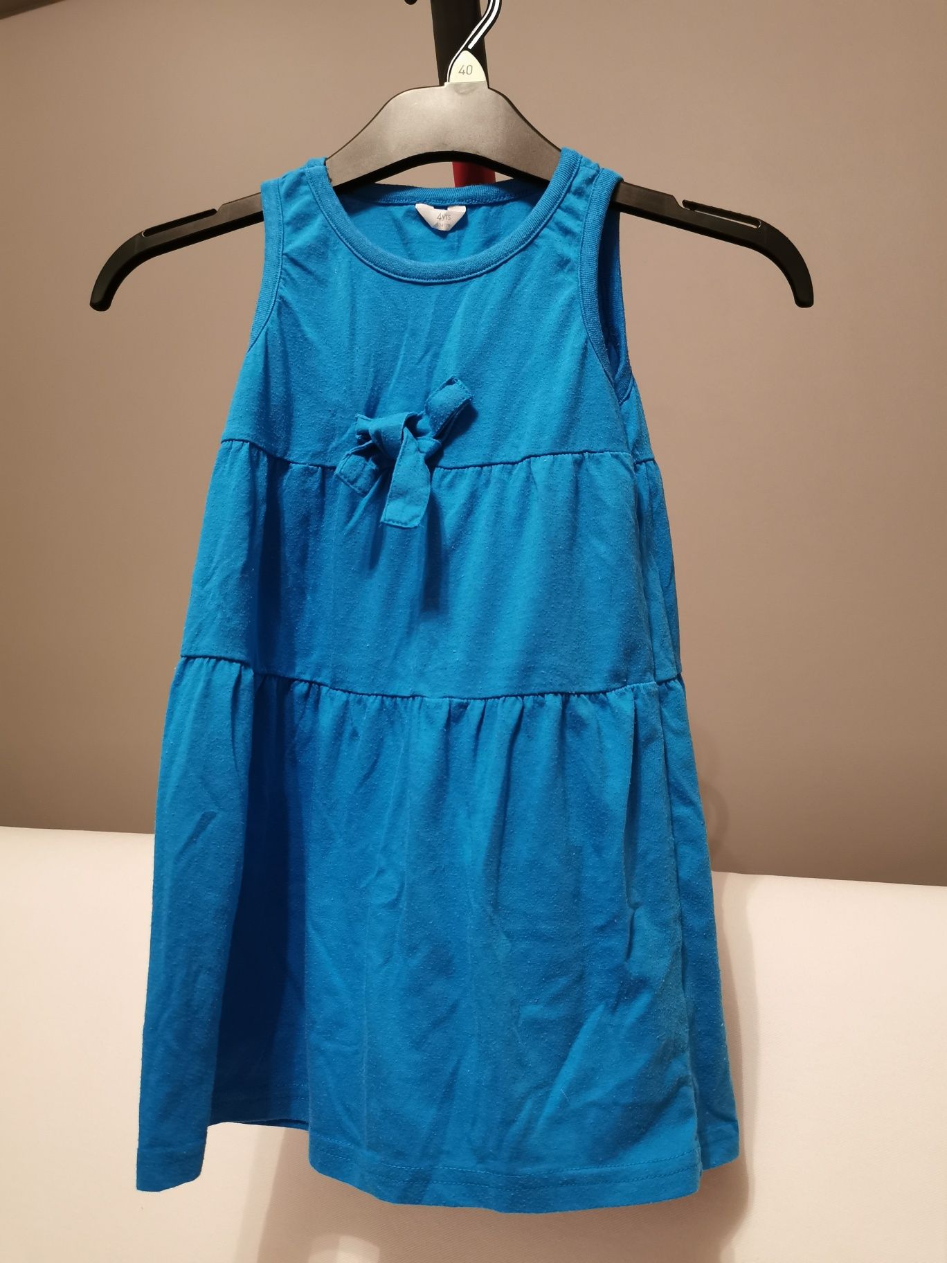 Zestaw - sukienki, spódniczka i bluzka dla dziewczynki - zestaw 11